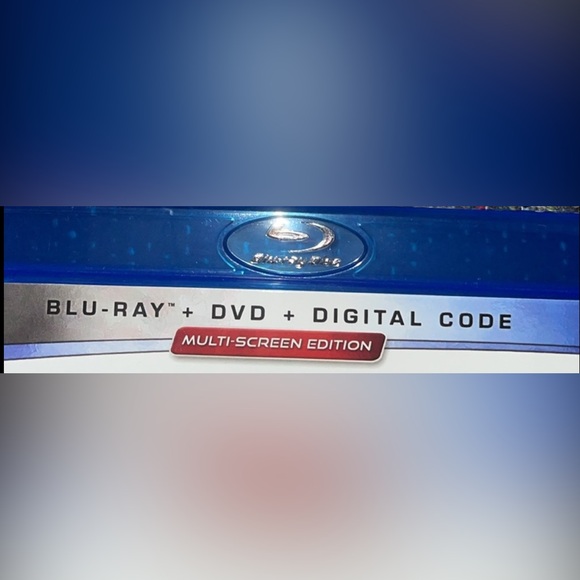 PreOwned   Disney Christopher Robin BluRay DVD MultiScreenEdition 2018. - Picture 2 of 10